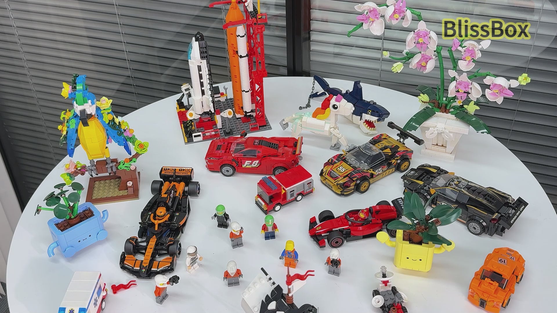 lego shelf display(LGD-Multicolor-8pcs)